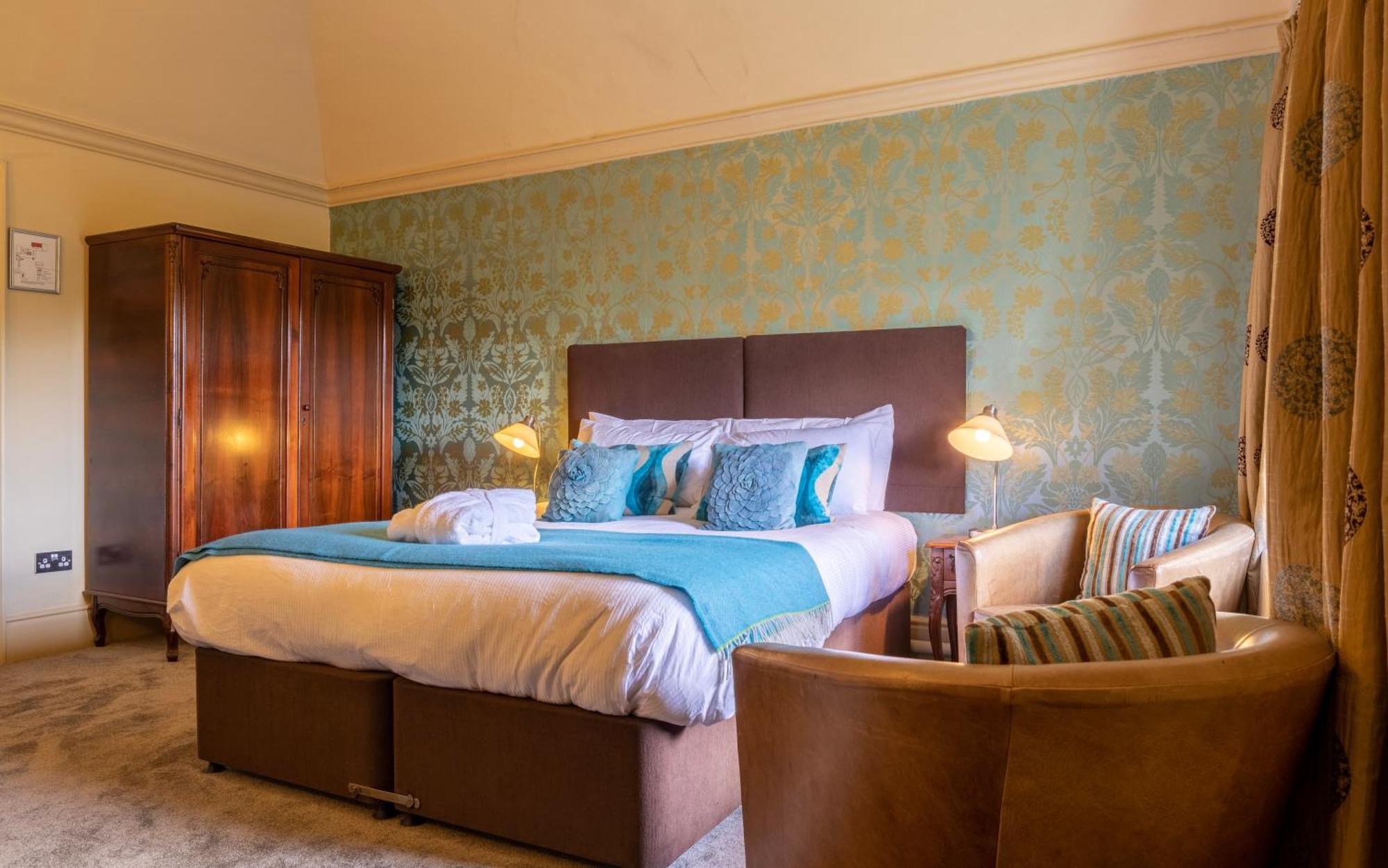 The Falcondale At Lampeter Room photo