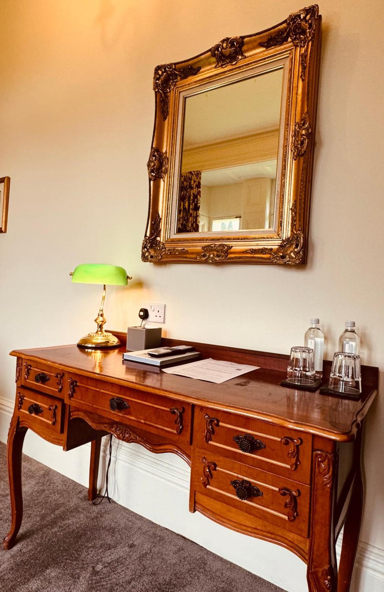 The Falcondale At Lampeter Room photo