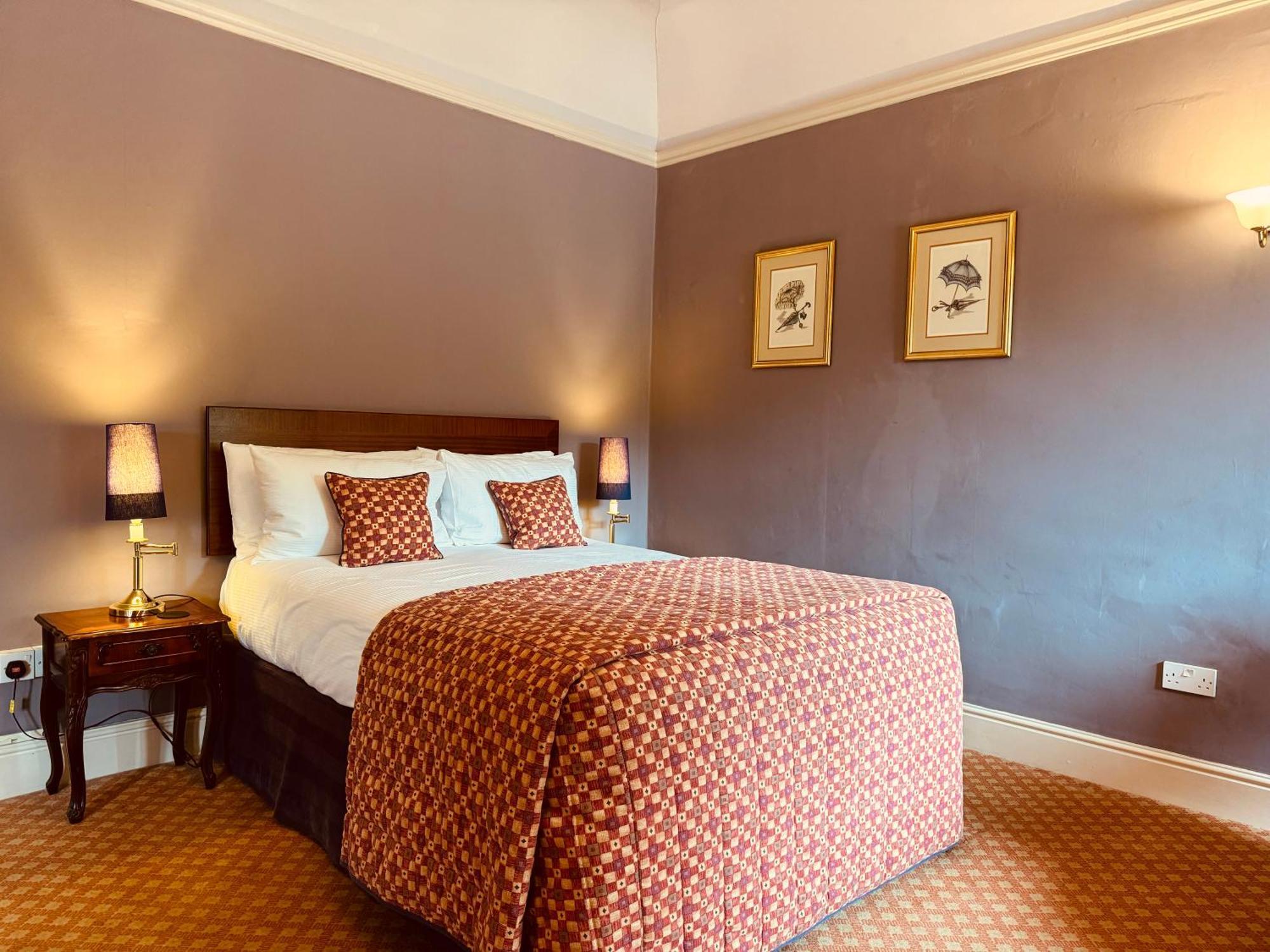 The Falcondale At Lampeter Room photo