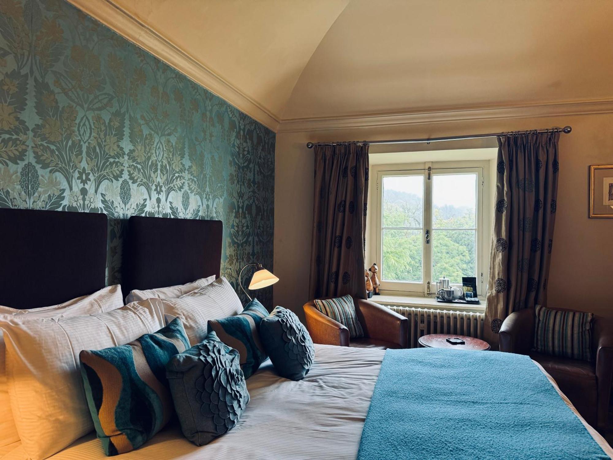 The Falcondale At Lampeter Hotel Room photo